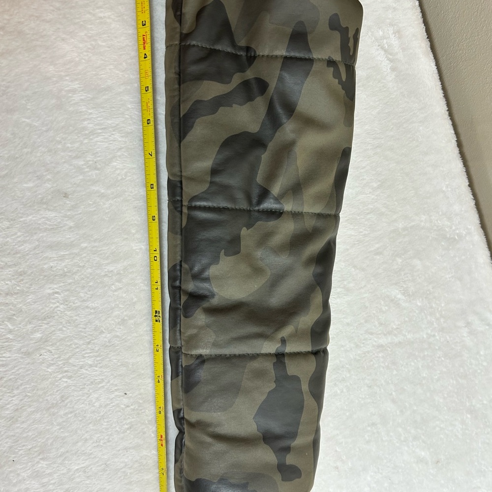 Bagatelle NYC Olive Green Camouflage Coated Puffer Jacket Size M - Picture 10 of 13